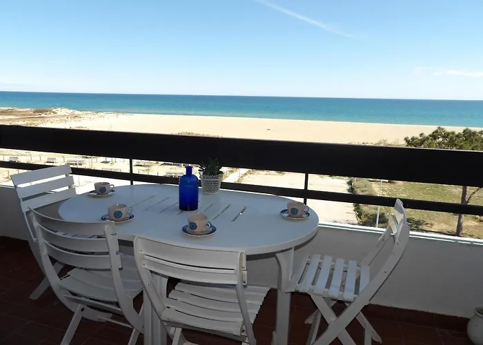 Superbe Appart Face A La Mer A St Cyprien